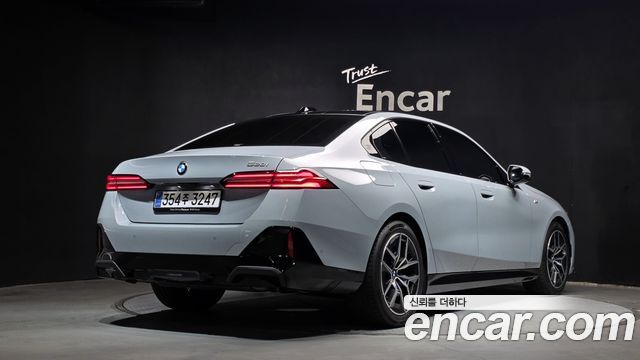BMW 5 Series (G60) 520i M Sport 2025 — фото 2