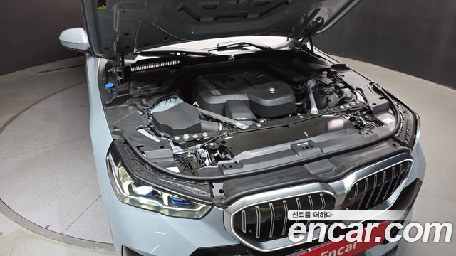 BMW 5 Series (G60) 520i M Sport 2025 — фото 6