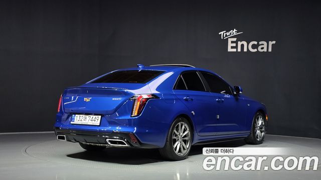 Cadillac CT4 2.0 Sport 2020 — фото 2