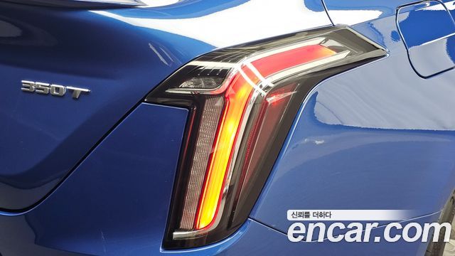 Cadillac CT4 2.0 Sport 2020 — фото 23