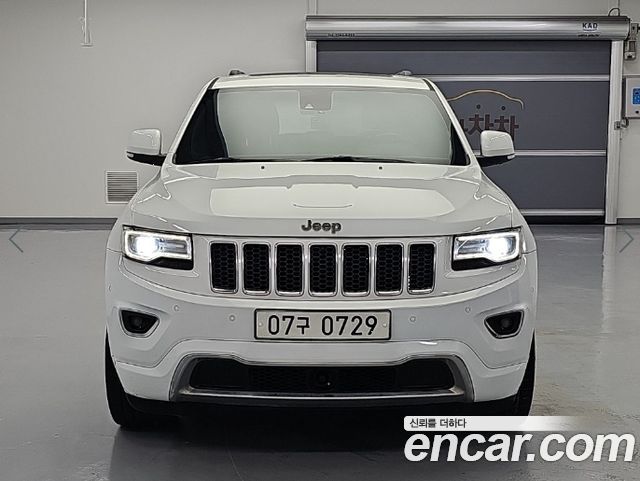 Jeep Grand Cherokee 3.0 Diesel Overland WK2 2015 — фото 2