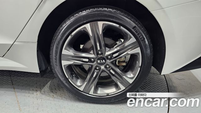 Kia K5 (III) 2.0 Trendy 2020 — фото 21