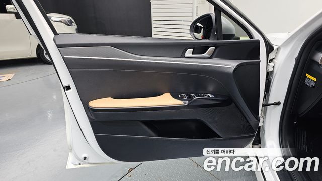 Kia K5 (III) 2.0 Trendy 2020 — фото 24