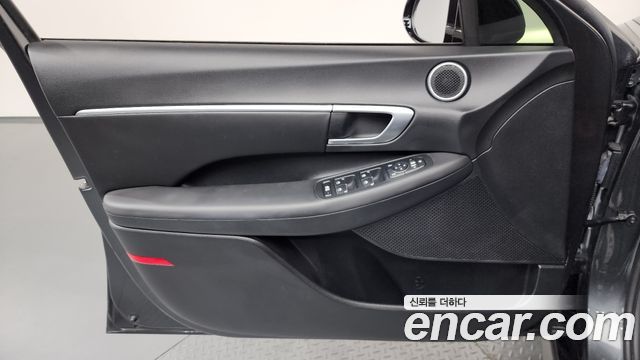 Hyundai Sonata (DN8) 1.6 Turbo Premium 2021 — фото 24