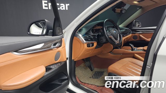 BMW X6 (F16) xDrive 30d 2017 — фото 10