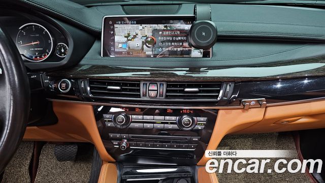 BMW X6 (F16) xDrive 30d 2017 — фото 14