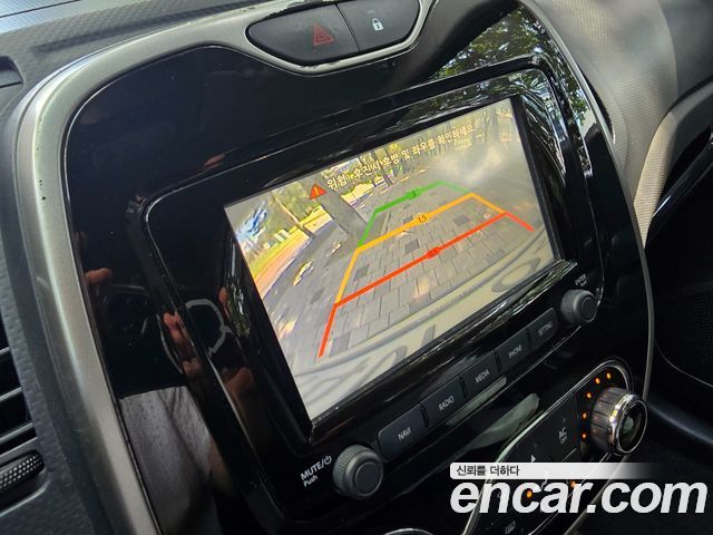 Renault Korea QM3 LE 2015 — фото 18