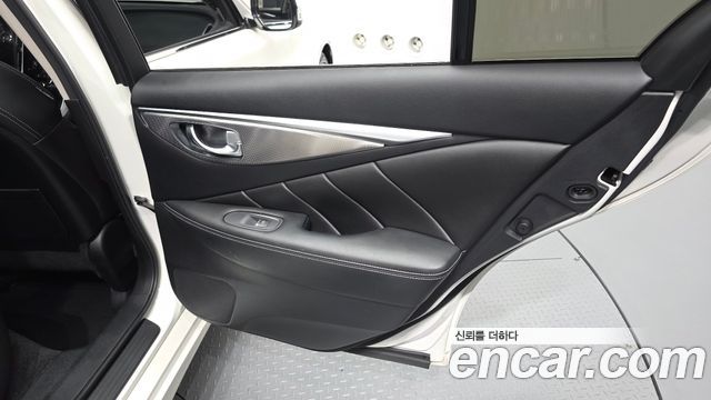 Infiniti Q50 3.5 Blue Sport Sensory 2019 — фото 25