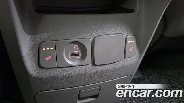 Kia Carnival 9-Seater Noblesse 2019 — фото 18