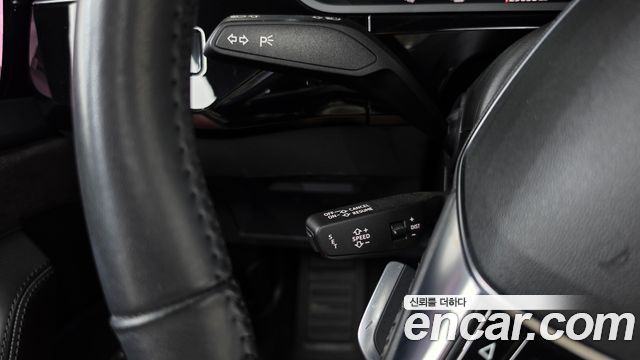 Audi e-tron 55 Quattro 2020 — фото 20