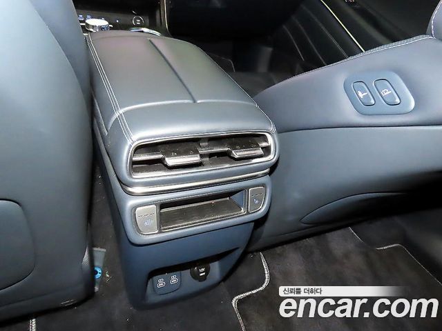 Genesis GV80 Coupe 2.5T Gasoline AWD 2024 — фото 18