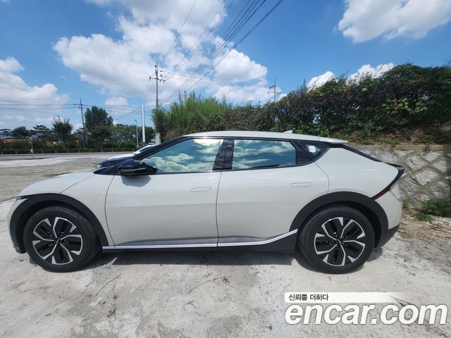 Kia EV6 Standard Light 2023 — фото 7