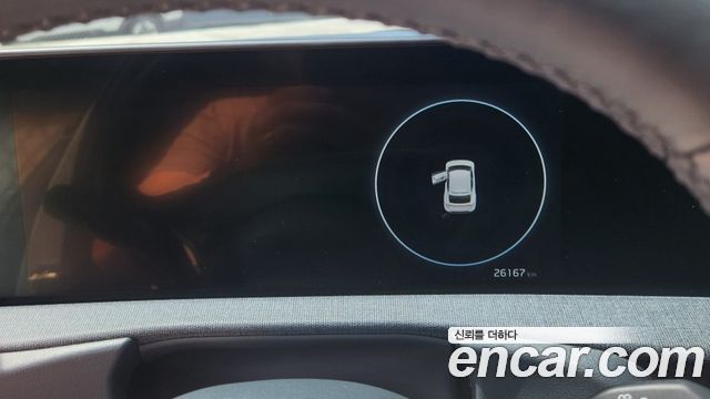 Kia EV6 Standard Light 2023 — фото 8