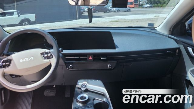Kia EV6 Standard Light 2023 — фото 9