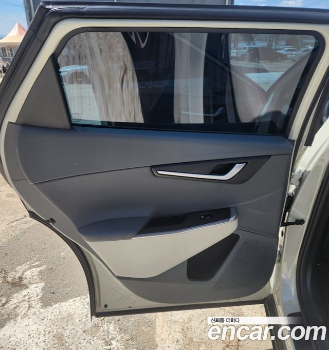 Kia EV6 Standard Light 2023 — фото 20
