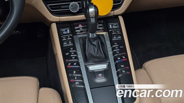 Porsche Macan 2.0 95B 2021 — фото 9