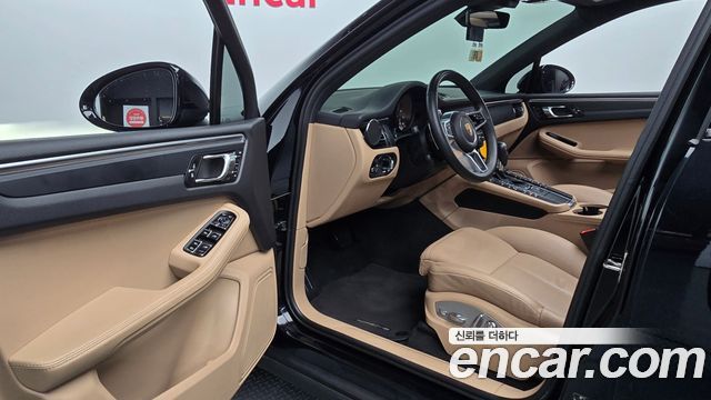 Porsche Macan 2.0 95B 2021 — фото 10