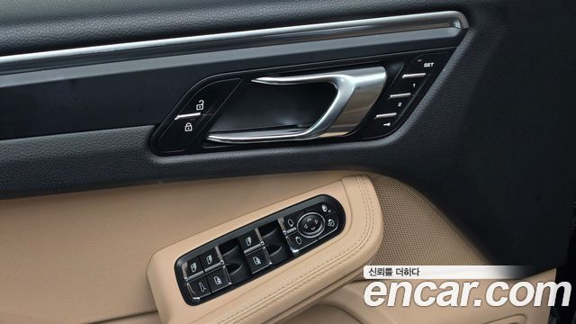 Porsche Macan 2.0 95B 2021 — фото 16