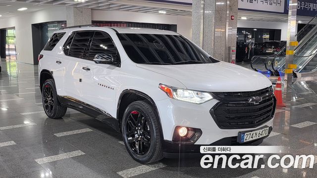 Chevrolet Traverse 3.6 AWD Redline 2021 — фото 2