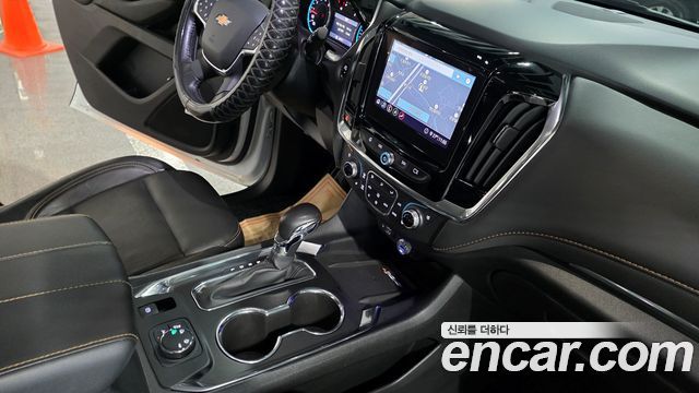 Chevrolet Traverse 3.6 AWD Redline 2021 — фото 17