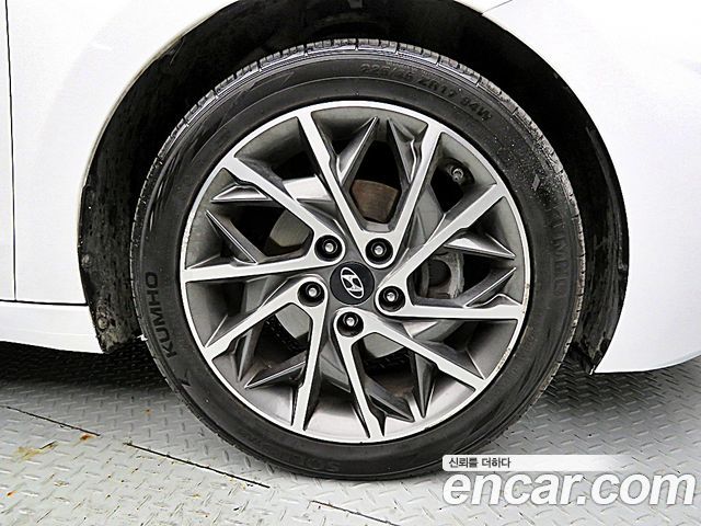 Hyundai Avante (AD) 1.6 Smart Choice 2020 — фото 24