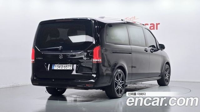 Mercedes-Benz V-Class V300 CDI W447 2021 — фото 2