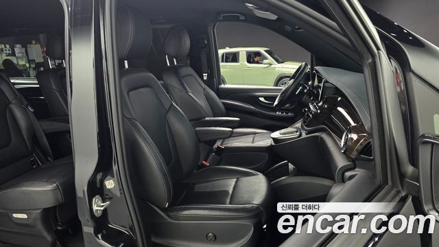 Mercedes-Benz V-Class V300 CDI W447 2021 — фото 10