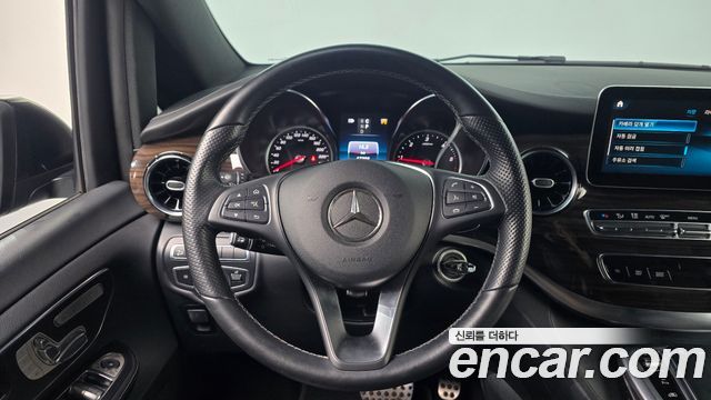 Mercedes-Benz V-Class V300 CDI W447 2021 — фото 17
