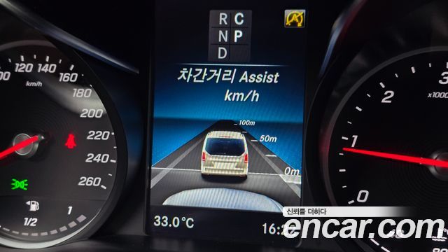 Mercedes-Benz V-Class V300 CDI W447 2021 — фото 34
