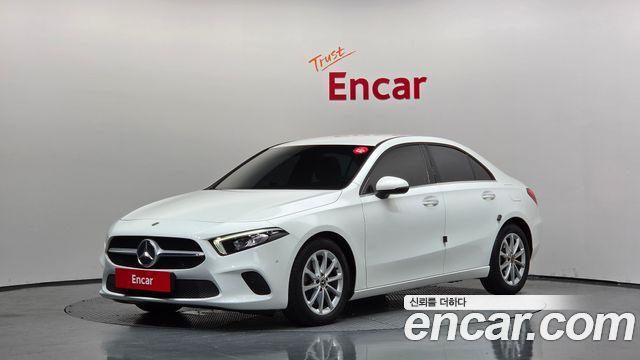 Mercedes-Benz A-Class (W177) A220 Sedan 2020 — фото 1