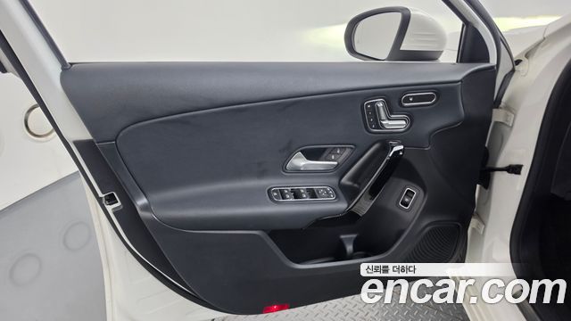 Mercedes-Benz A-Class (W177) A220 Sedan 2020 — фото 24
