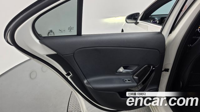 Mercedes-Benz A-Class (W177) A220 Sedan 2020 — фото 25
