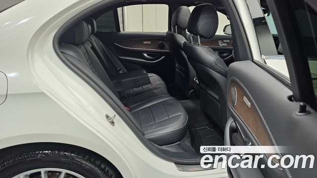 Mercedes-Benz E-Class (W213) E250 Exclusive 2021 — фото 12