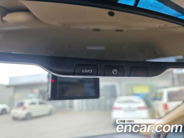 Kia Carnival 9-Seater Luxury 2019 — фото 19