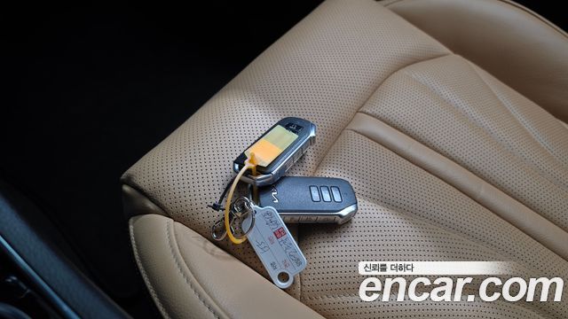 Kia K5 Hybrid (III) Signature 2023 — фото 15