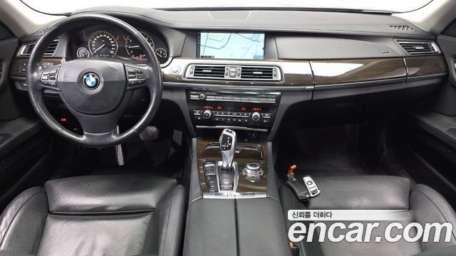 BMW 7 Series (F01) 740i 2012 — фото 7