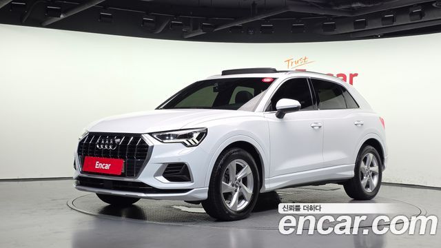 Audi Q3 (F3) 35 TDI Premium 2020 — фото 1