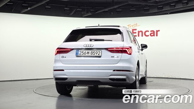 Audi Q3 (F3) 35 TDI Premium 2020 — фото 4