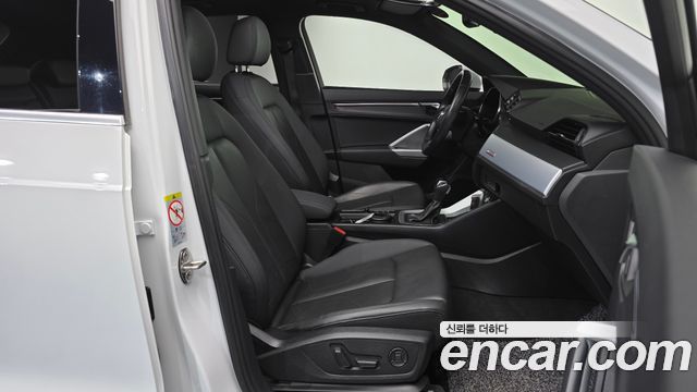 Audi Q3 (F3) 35 TDI Premium 2020 — фото 11