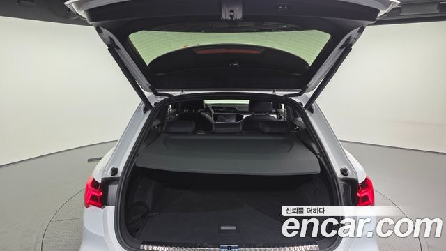 Audi Q3 (F3) 35 TDI Premium 2020 — фото 20