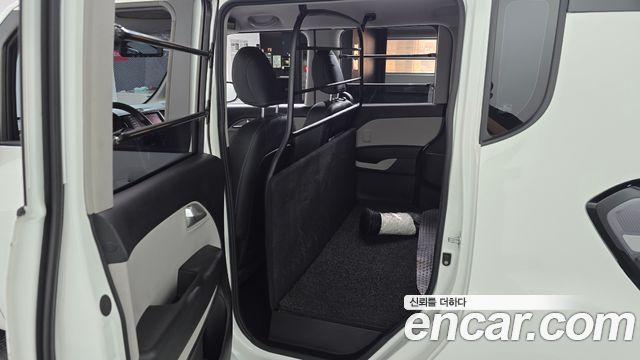 Kia Ray EV Van 2-Seater AIr 2024 — фото 15