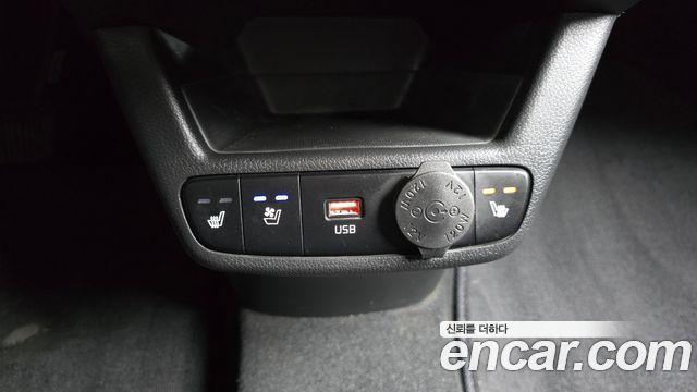 Kia Ray EV Van 2-Seater AIr 2024 — фото 16