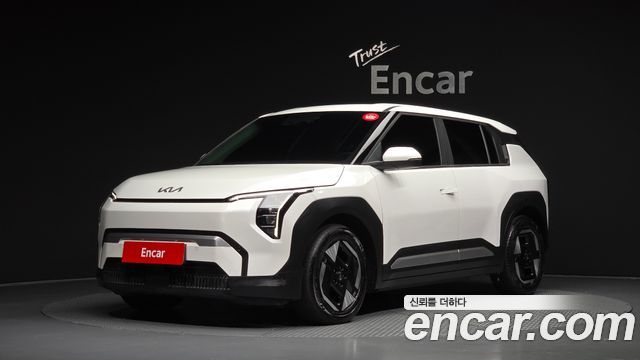 Kia EV3 Long Range 2WD AIr 2025 — фото 1