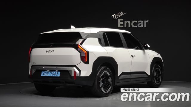 Kia EV3 Long Range 2WD AIr 2025 — фото 2