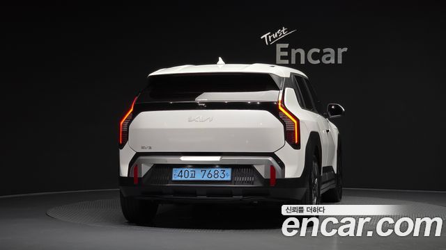Kia EV3 Long Range 2WD AIr 2025 — фото 4
