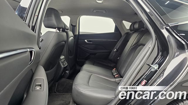 Hyundai Sonata (DN8) 2.0 Premium Plus 2022 — фото 12