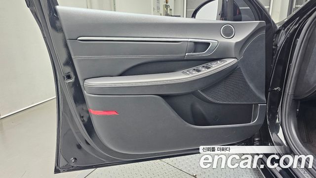Hyundai Sonata (DN8) 2.0 Premium Plus 2022 — фото 24