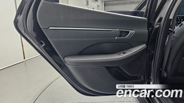 Hyundai Sonata (DN8) 2.0 Premium Plus 2022 — фото 25