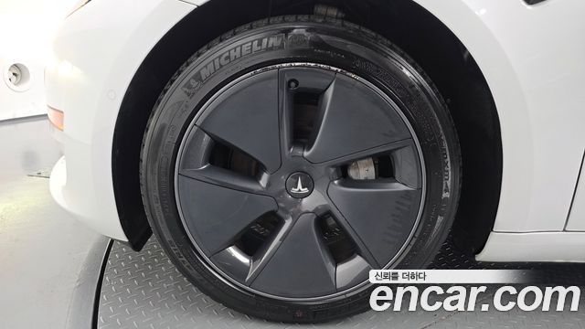 Tesla Model 3 Long Range AWD 2022 — фото 5