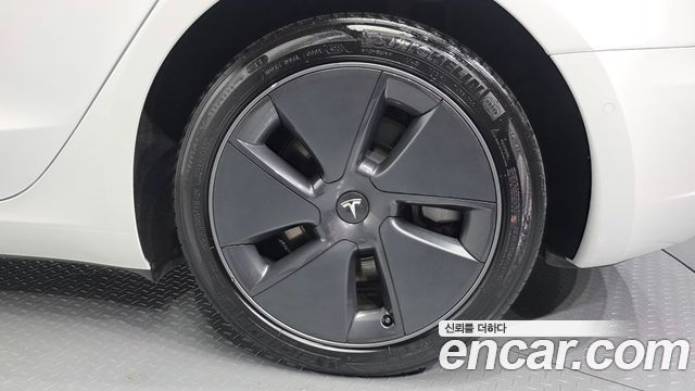 Tesla Model 3 Long Range AWD 2022 — фото 27